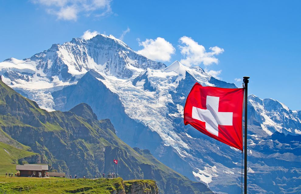 سويسرا الفرص والهجرة والاستقرار لجودة الحياة